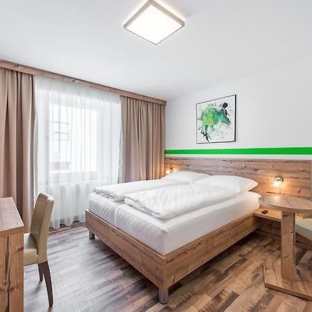 Hotel "City Rooms Wels" Екстер'єр фото