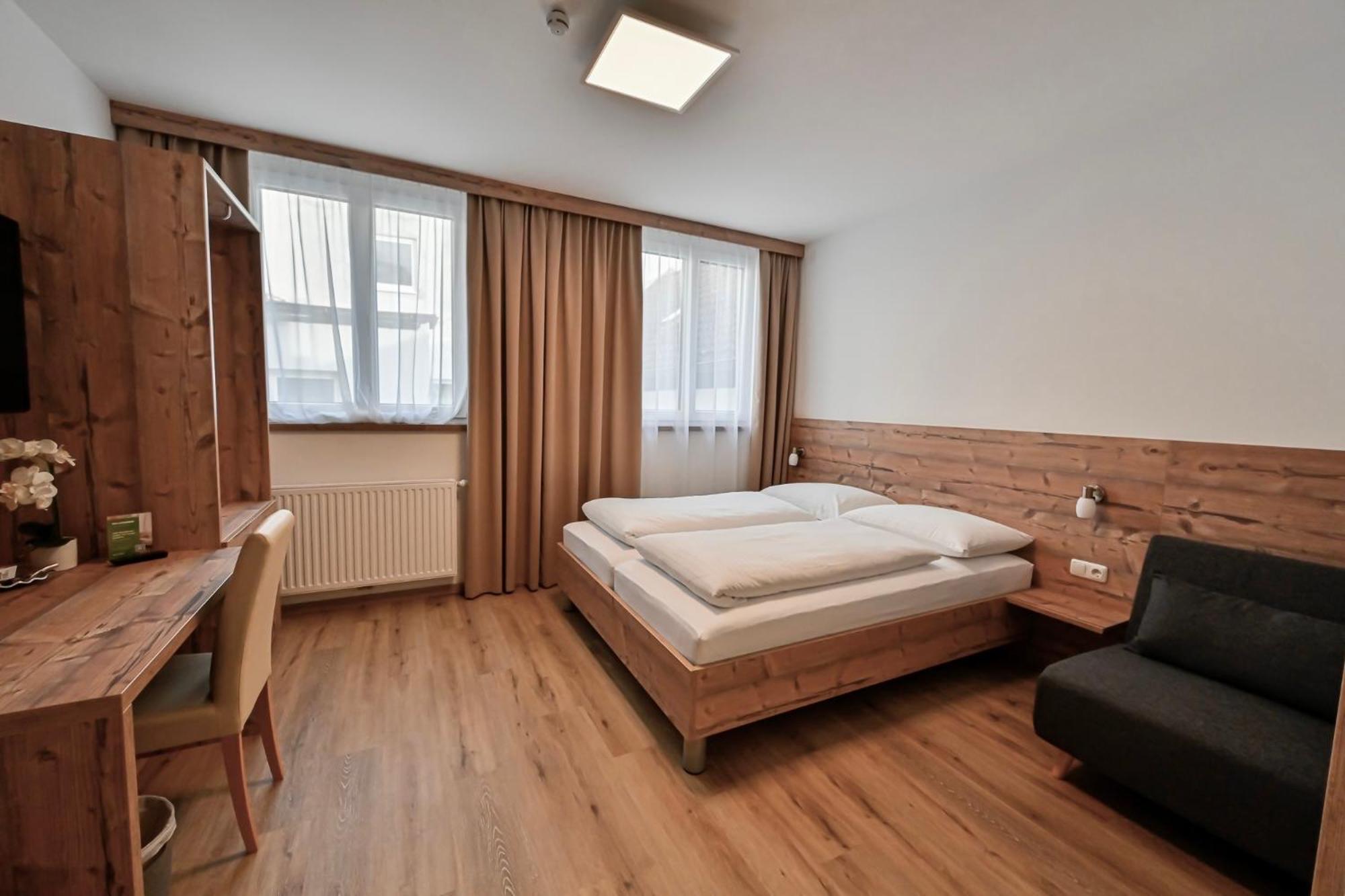 Hotel "City Rooms Wels" Екстер'єр фото