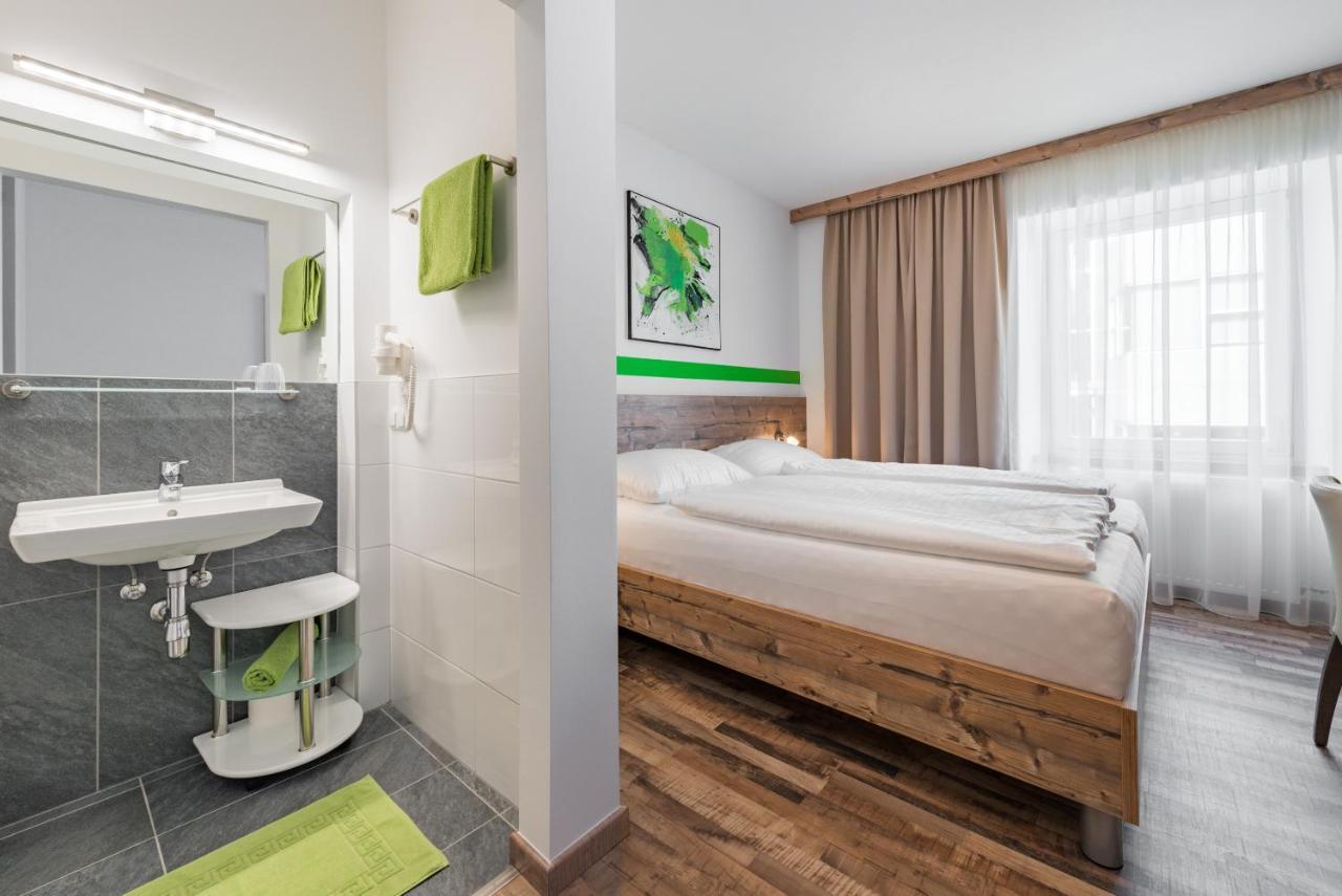 Hotel "City Rooms Wels" Екстер'єр фото