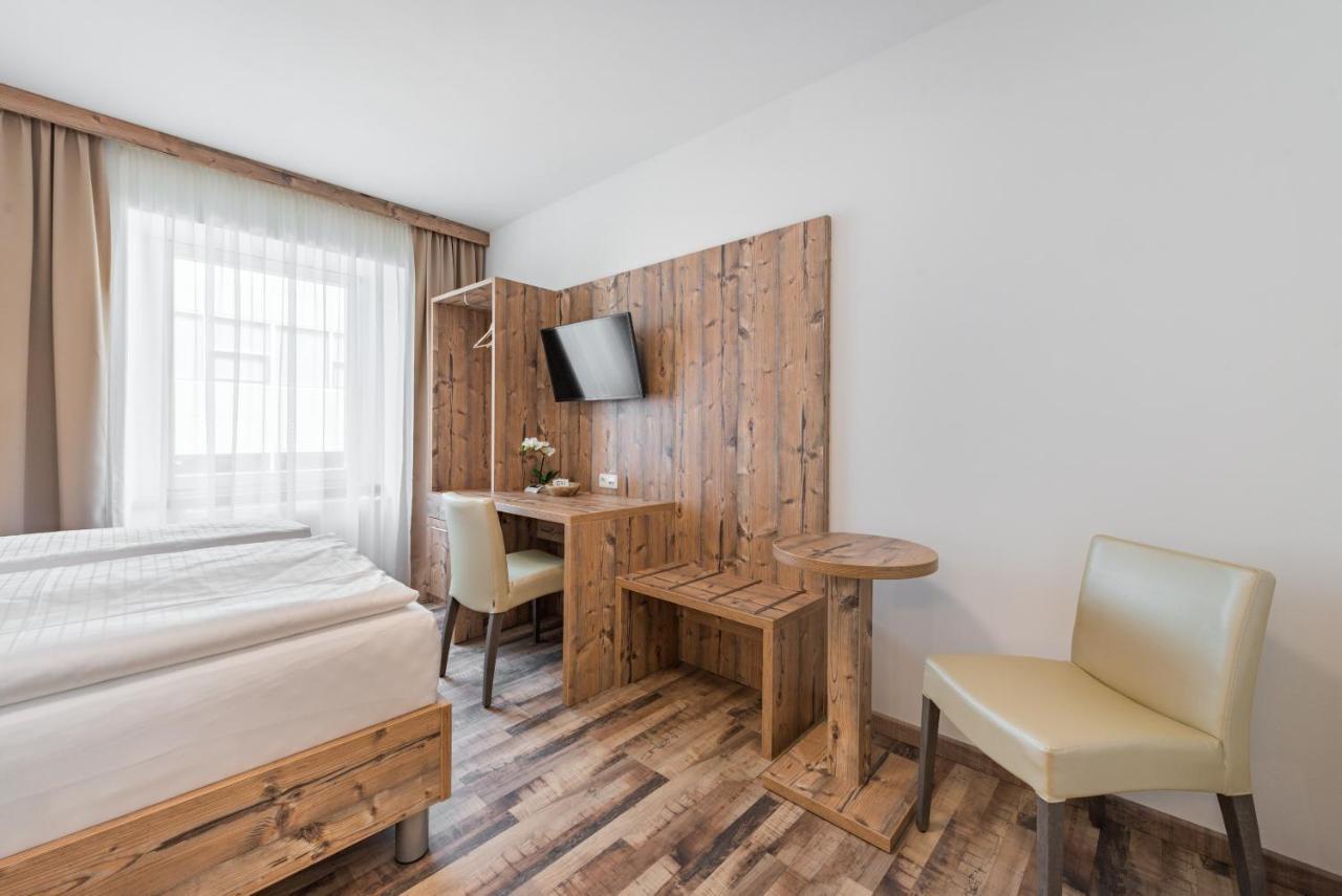 Hotel "City Rooms Wels" Екстер'єр фото