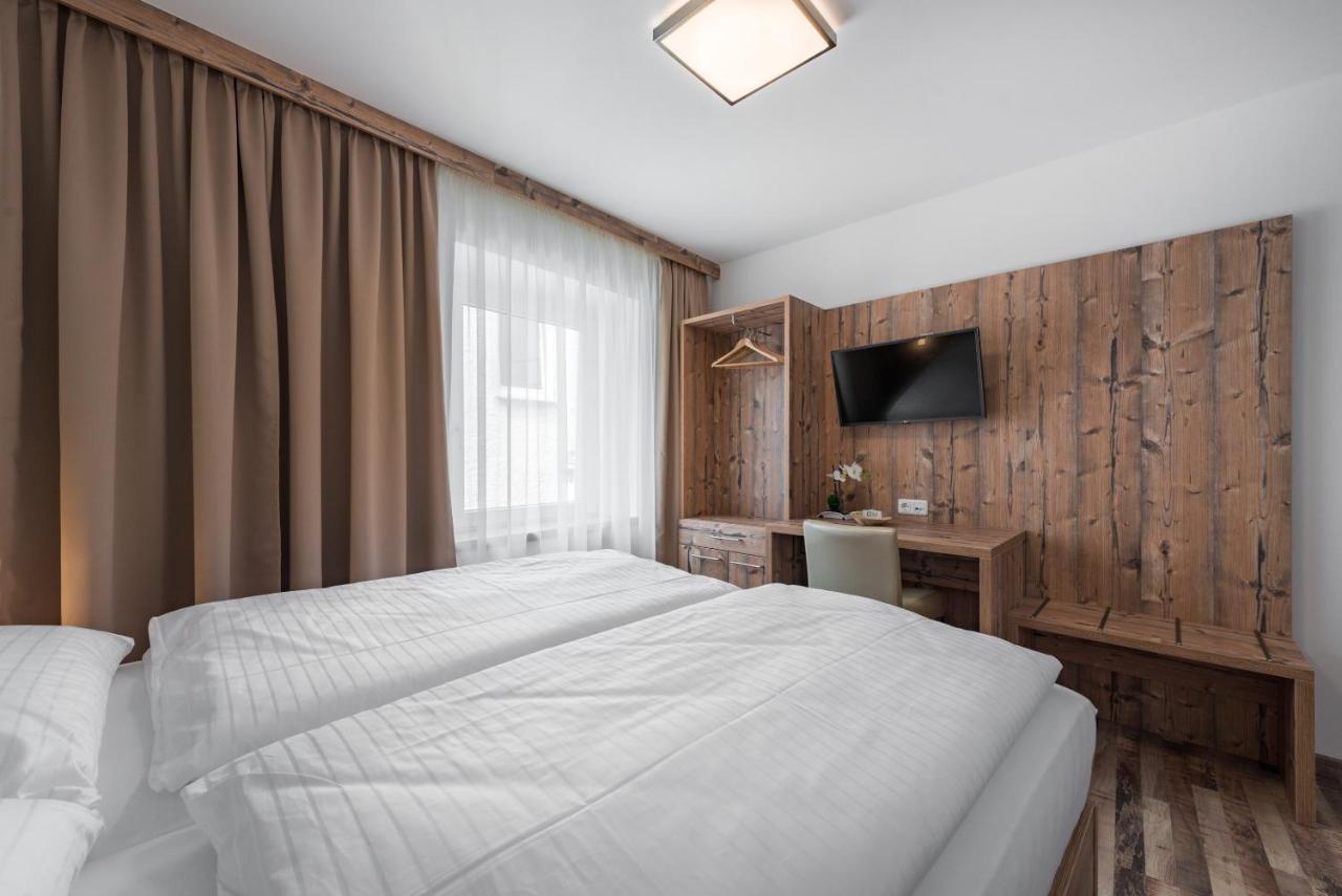 Hotel "City Rooms Wels" Екстер'єр фото